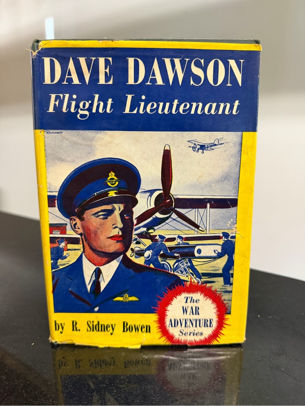 Dave Dawson, Flight Lieutenant, Book